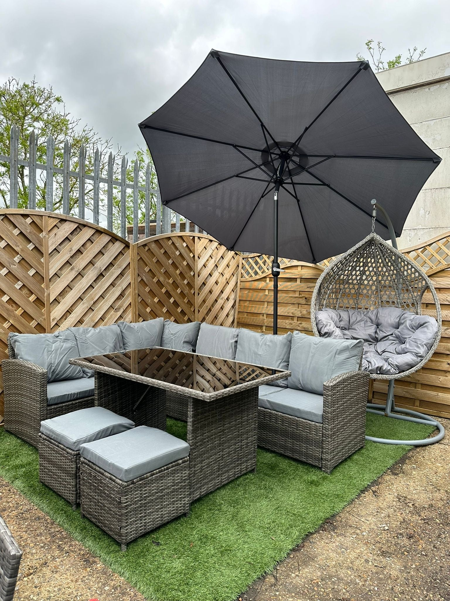 Bespoke Garden Furniture Dubai – Home Master