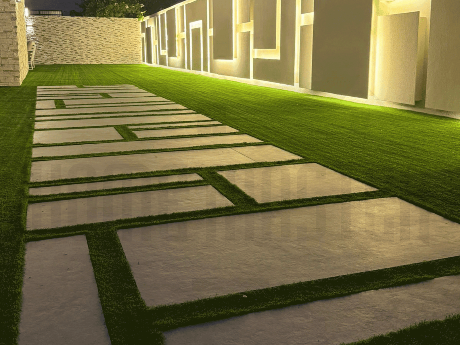 Stepping stone pathway design and installation
